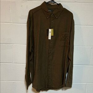 Croft & Barrow Men's Dark Brown Casual Shirt  Lg NWT